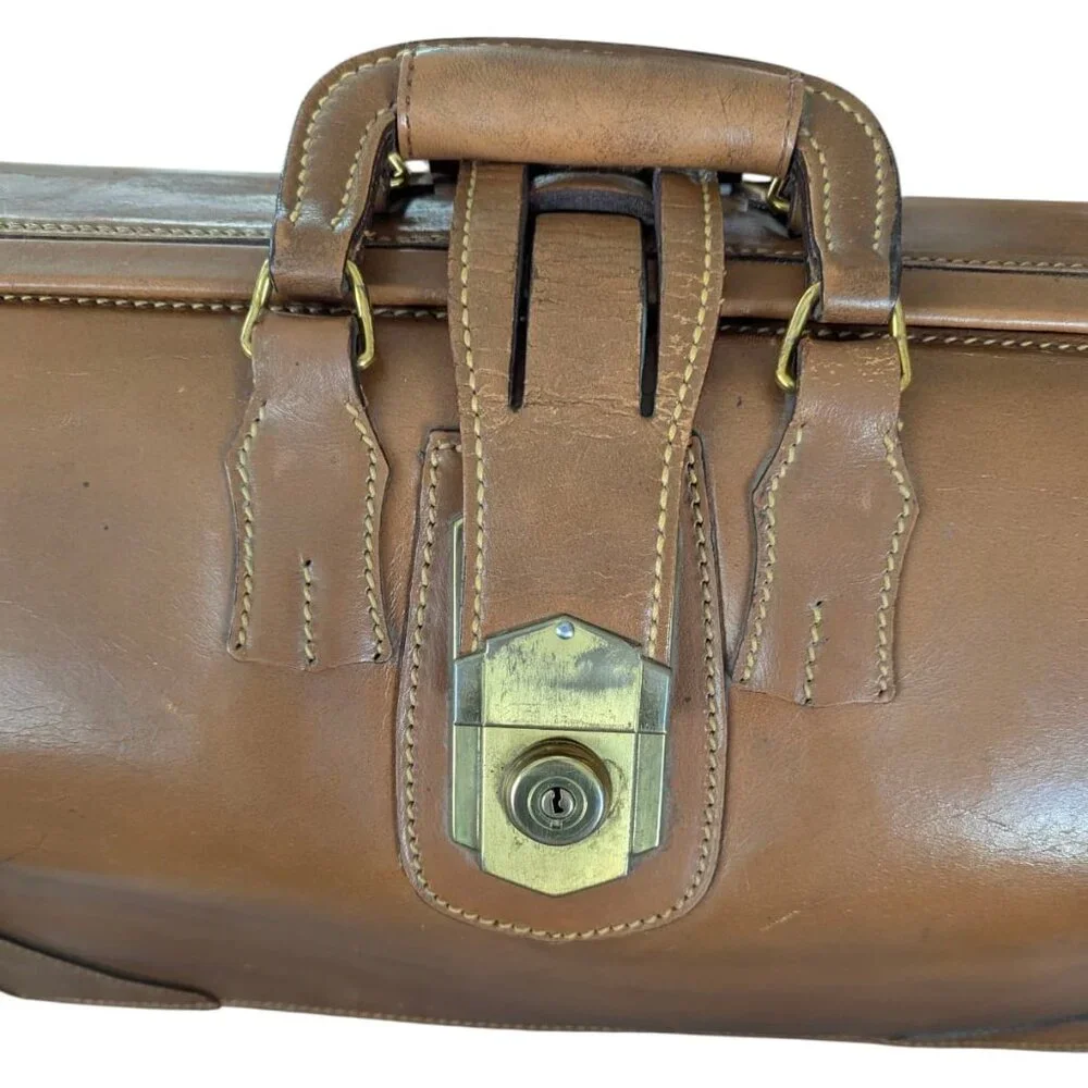 Vintage 1950s/1960s Leather Expandable hinged mouth Briefcase w locking latch